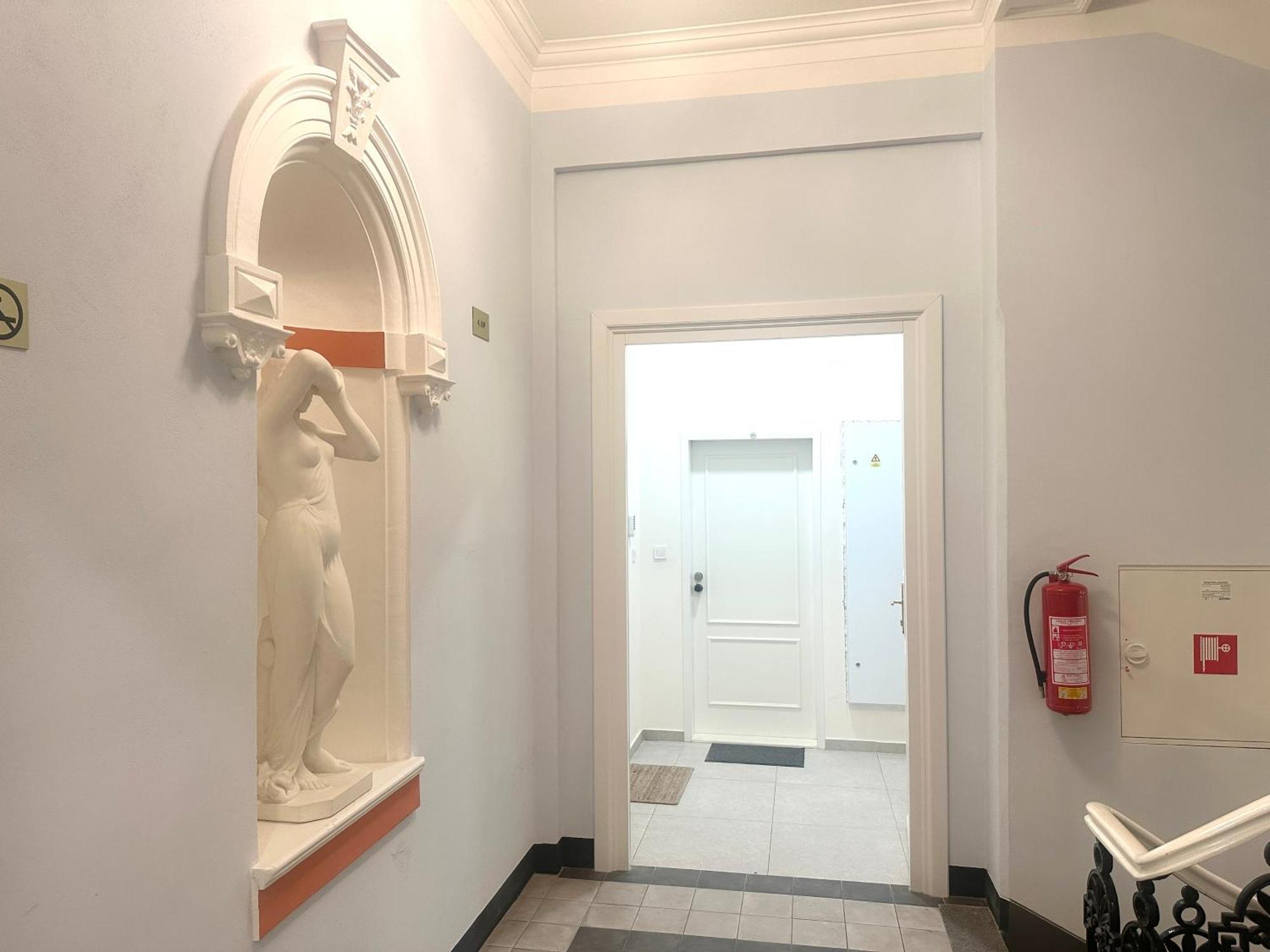 Modern 2 Bed-room In 1 With Stunning National Museum View Prague