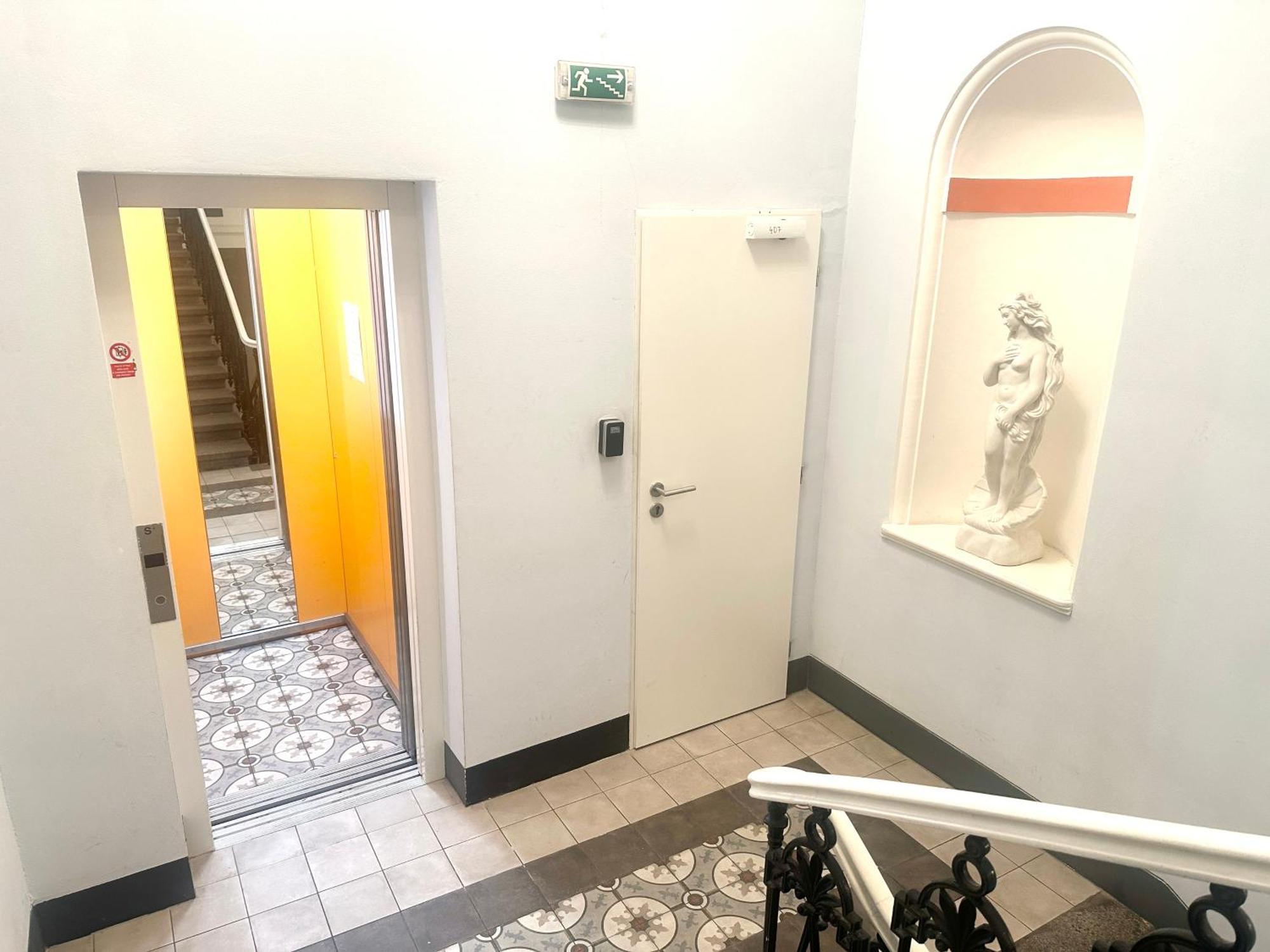 Modern 2 Bed-room In 1 With Stunning National Museum View * Prague